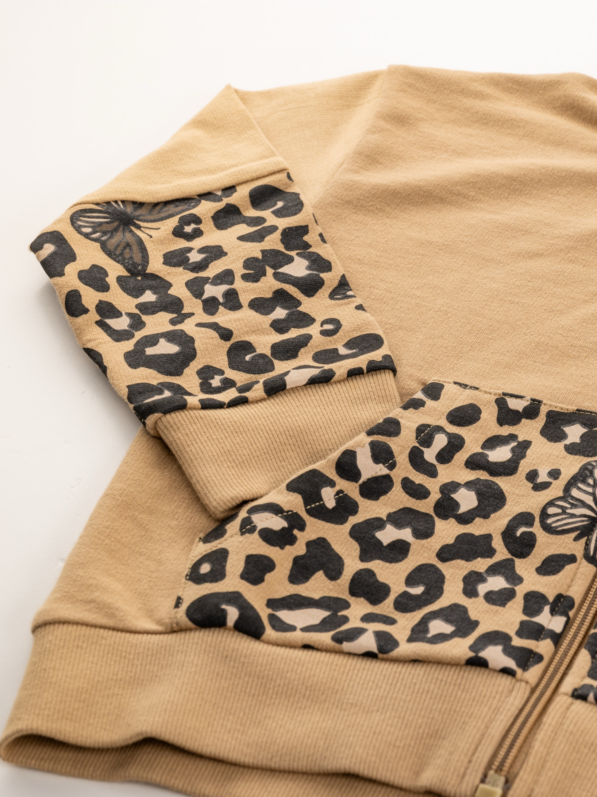 Wild Beige | Dekliški pulover z zadrgo in kapuco - Lucky Kiddo SI 