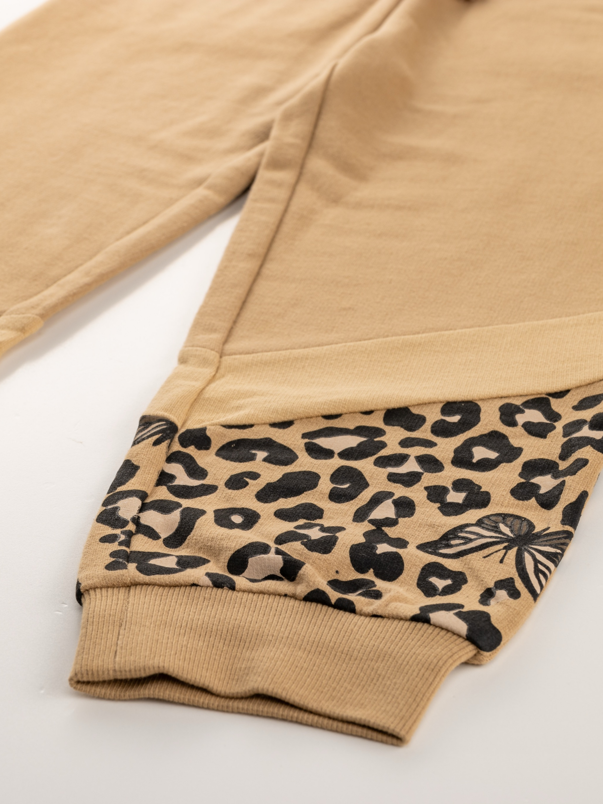 Wild Beige | Dekliška trenirka - Lucky Kiddo SI 